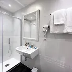 Bed and Breakfast Domus Deorum Νάπολη