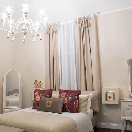 Domus Deorum 4*