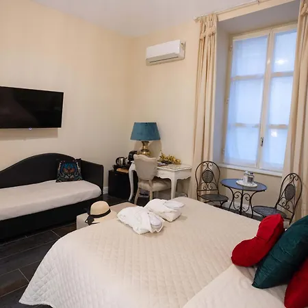 Bed & Breakfast Domus Deorum 4*