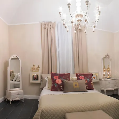 Domus Deorum Bed & Breakfast Napoli