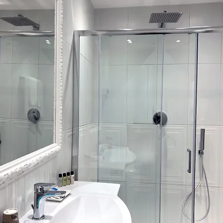 Domus Deorum 4* نابولي