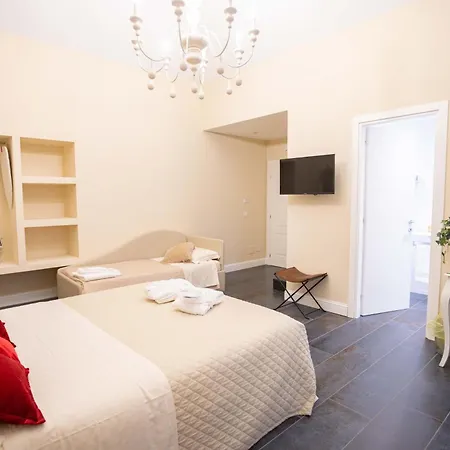 Bed & Breakfast Domus Deorum Napels