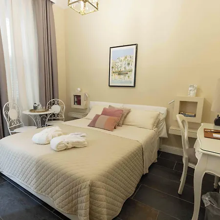 Domus Deorum Bed & Breakfast Napels