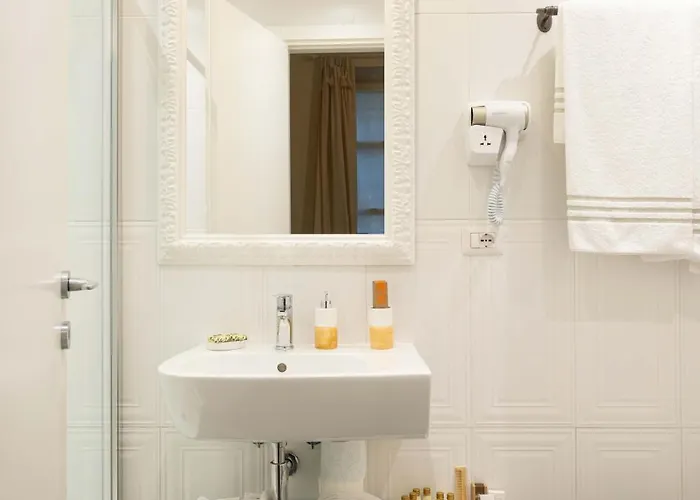 Domus Deorum Alojamento de Acomodação e Pequeno-almoço Nápoles