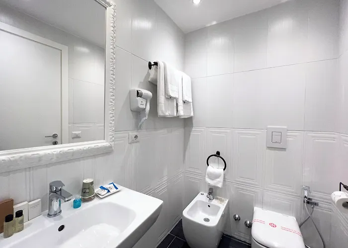 Domus Deorum Alojamento de Acomodação e Pequeno-almoço Nápoles