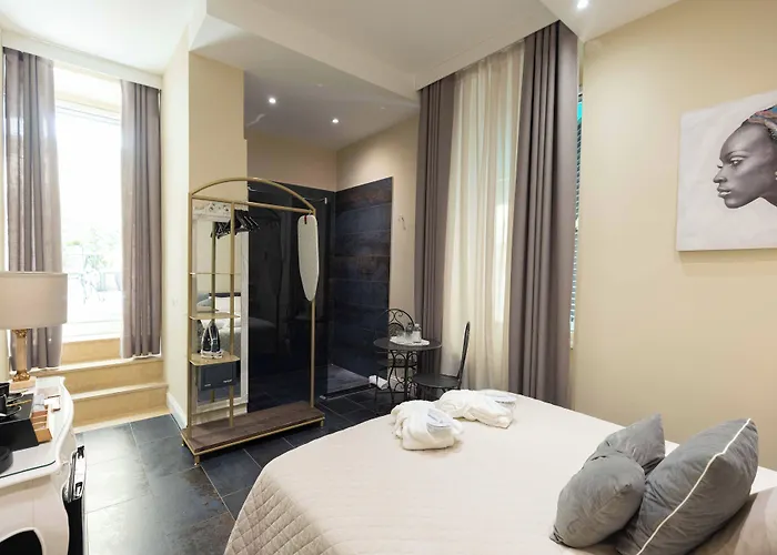 Domus Deorum Alojamento de Acomodação e Pequeno-almoço Nápoles