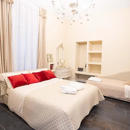 Domus Deorum 나폴리